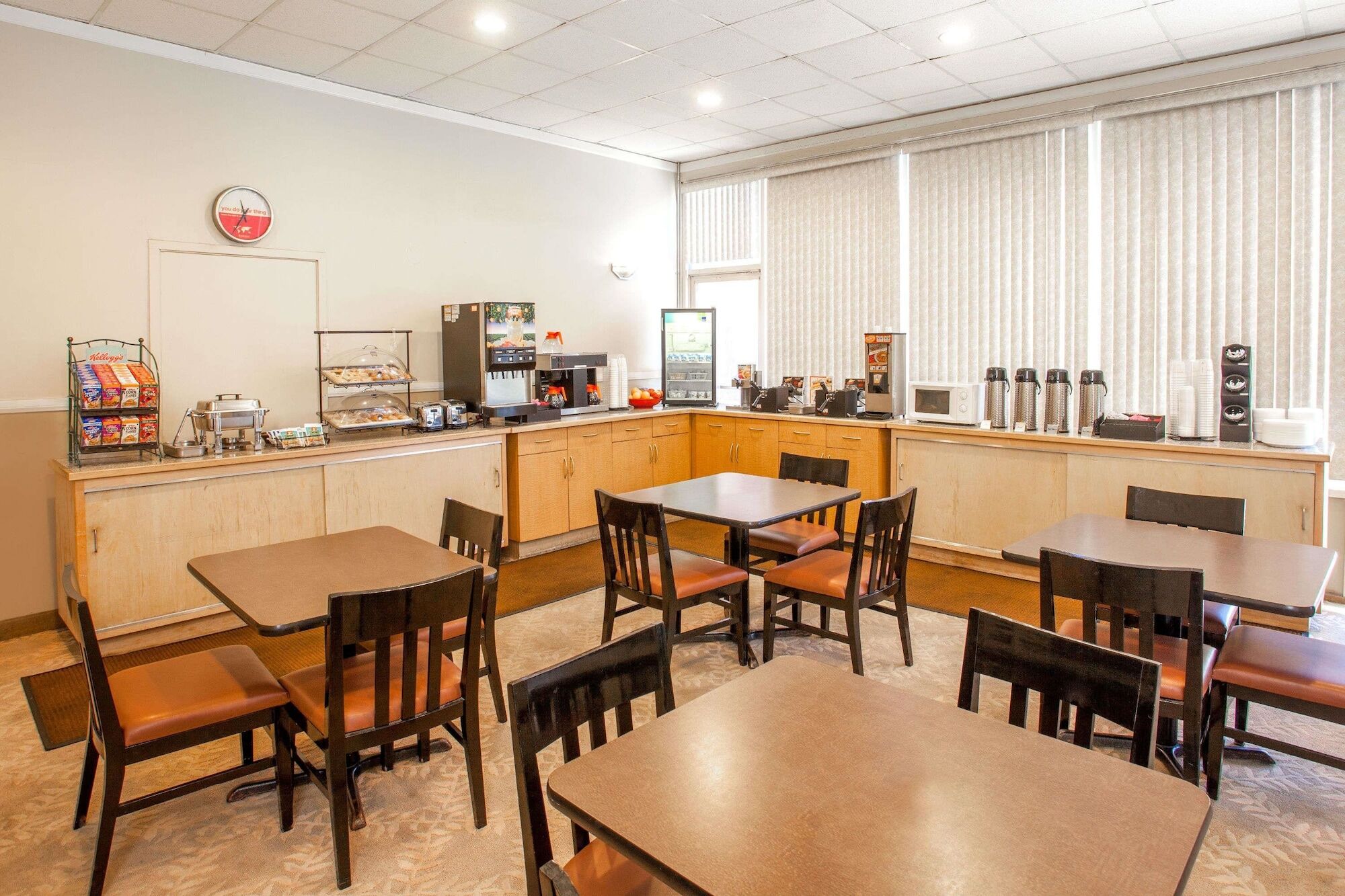 Holiday Inn Express & Suites Chatsworth By Ihg Los Angeles Eksteriør billede