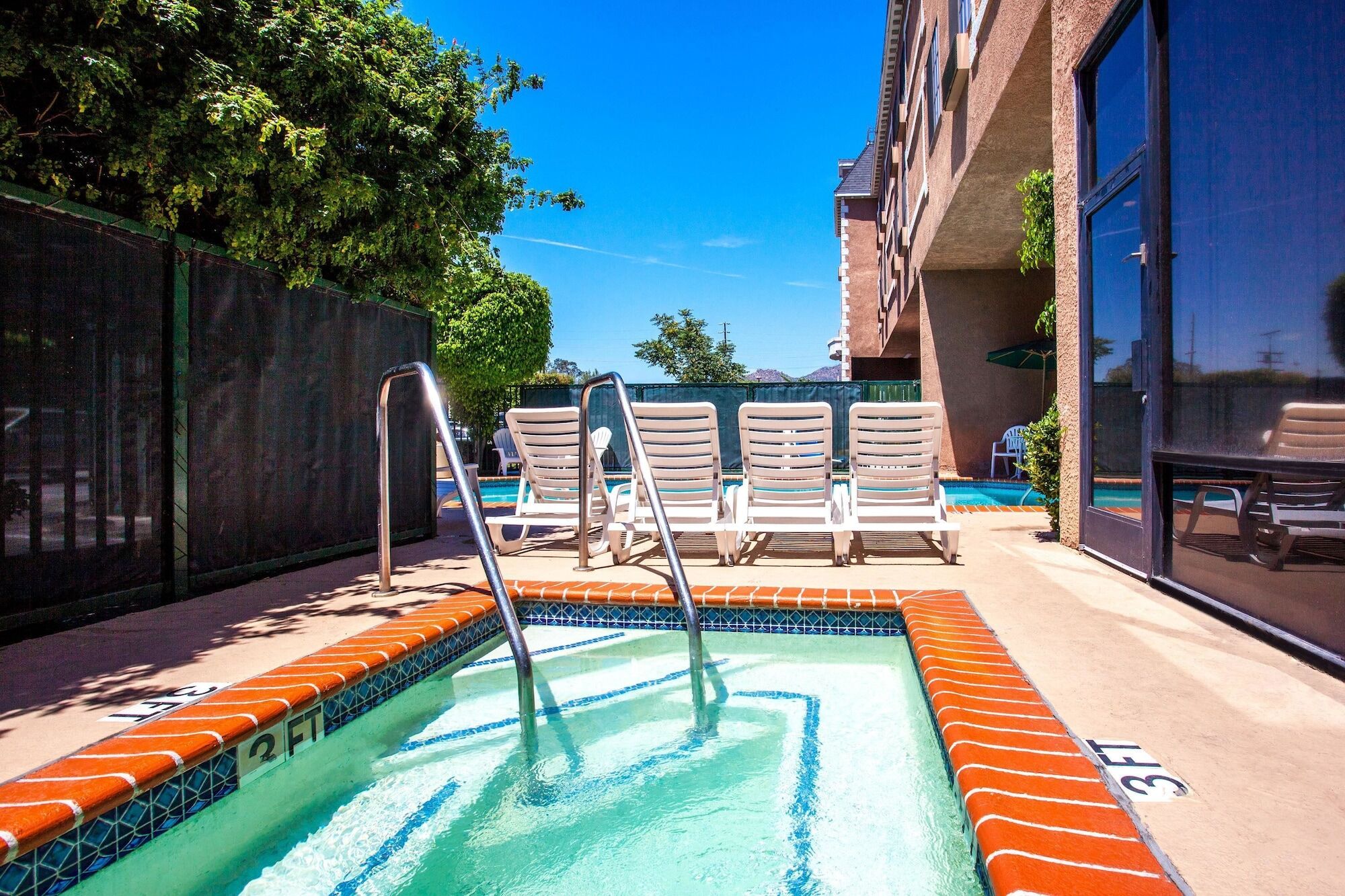 Holiday Inn Express & Suites Chatsworth By Ihg Los Angeles Eksteriør billede